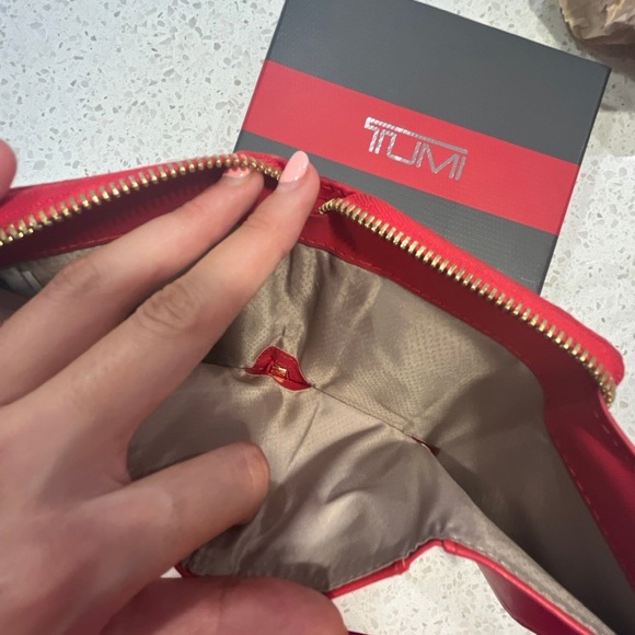 Red Orange Tumi wallet - Picture 3 of 7